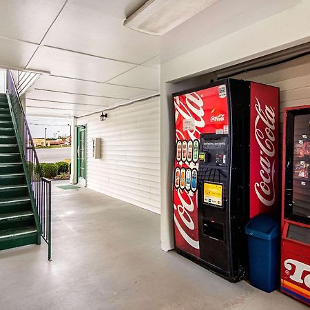 クオリティ イン Thomaston エクステリア 写真