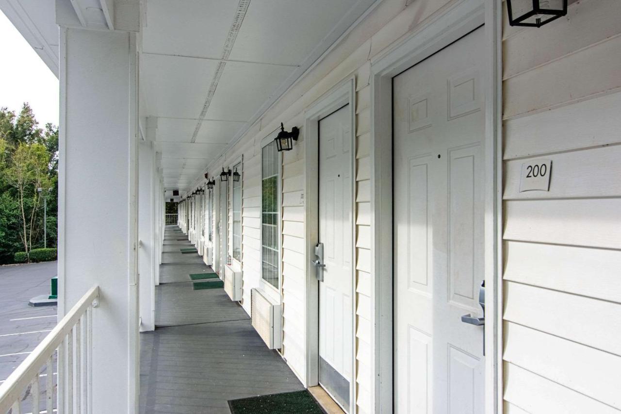 クオリティ イン Thomaston エクステリア 写真